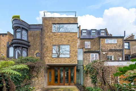 Frithville Gardens, Shepherds Bush, London, W12