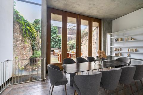 undefined, Frithville Gardens, Shepherds Bush, London, W12