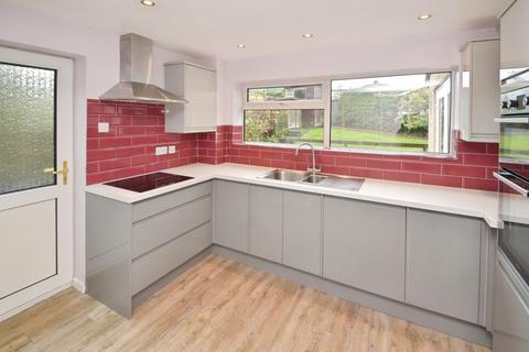 undefined, Stapper Green, Bradford BD15