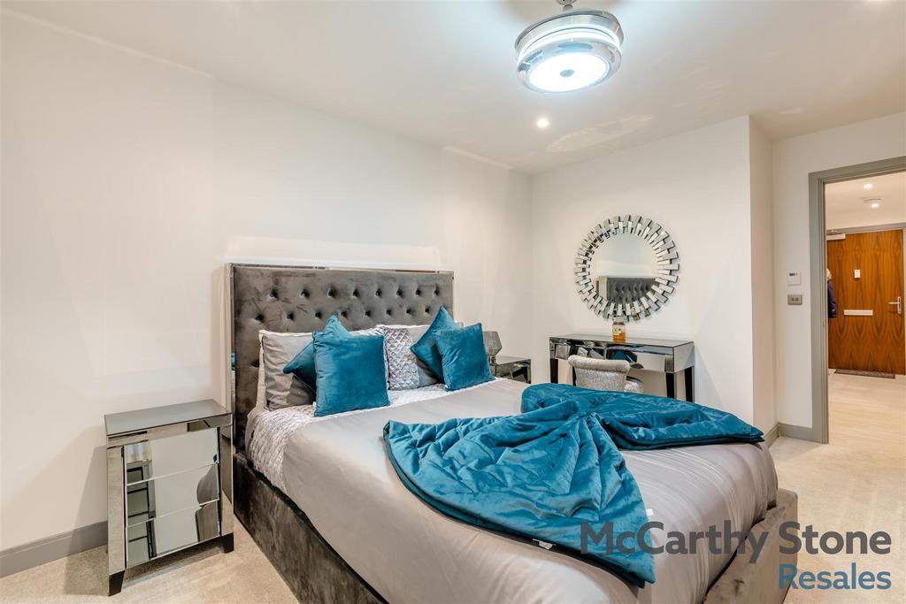 8667013-interior04.jpg