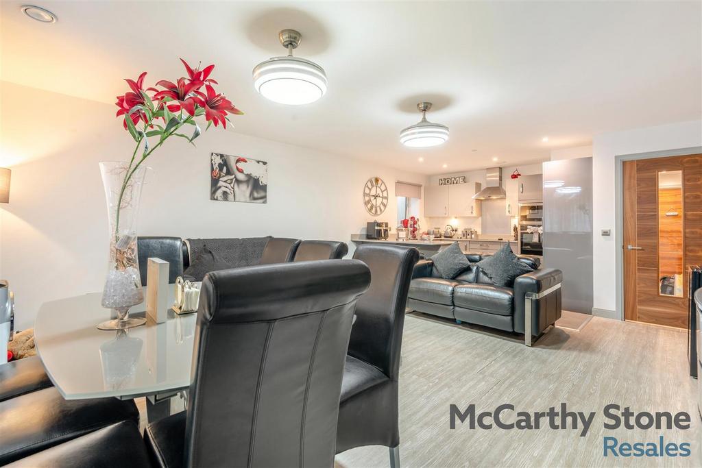 8667013-interior17.jpg
