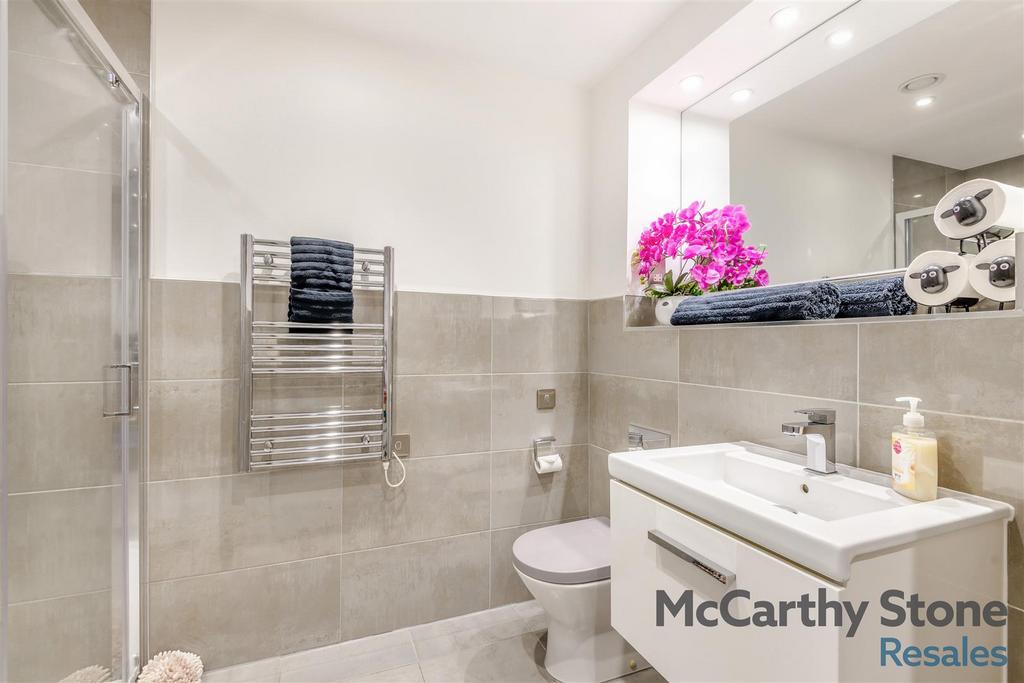 8667013-interior01.jpg