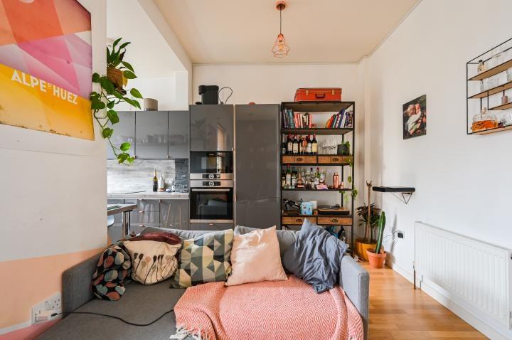 Chpk3856716 large-6-06 jpg