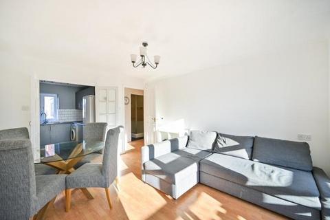 undefined, Coniston Close, London, SW20