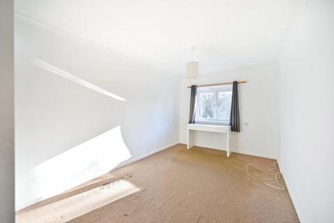 undefined, Coniston Close, London, SW20