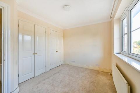 undefined, Shelburne Drive, Hounslow, Middlesex, TW4
