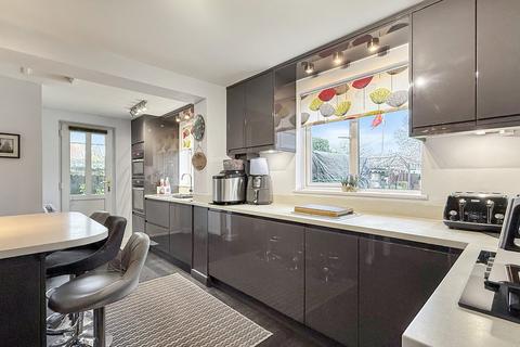 3 bedroom detached house for sale, Hawkeridge Park, Westbury