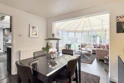 3 bedroom detached house for sale, Hawkeridge Park, Westbury
