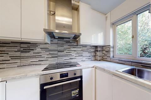 undefined, Harp Island Close, London