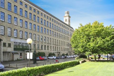 1 bedroom apartment for sale, Riverside Court, Bradford BD18