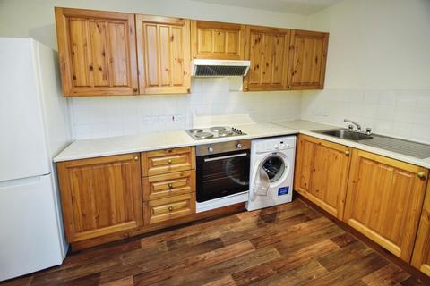 1 bedroom apartment for sale, Riverside Court, Bradford BD18