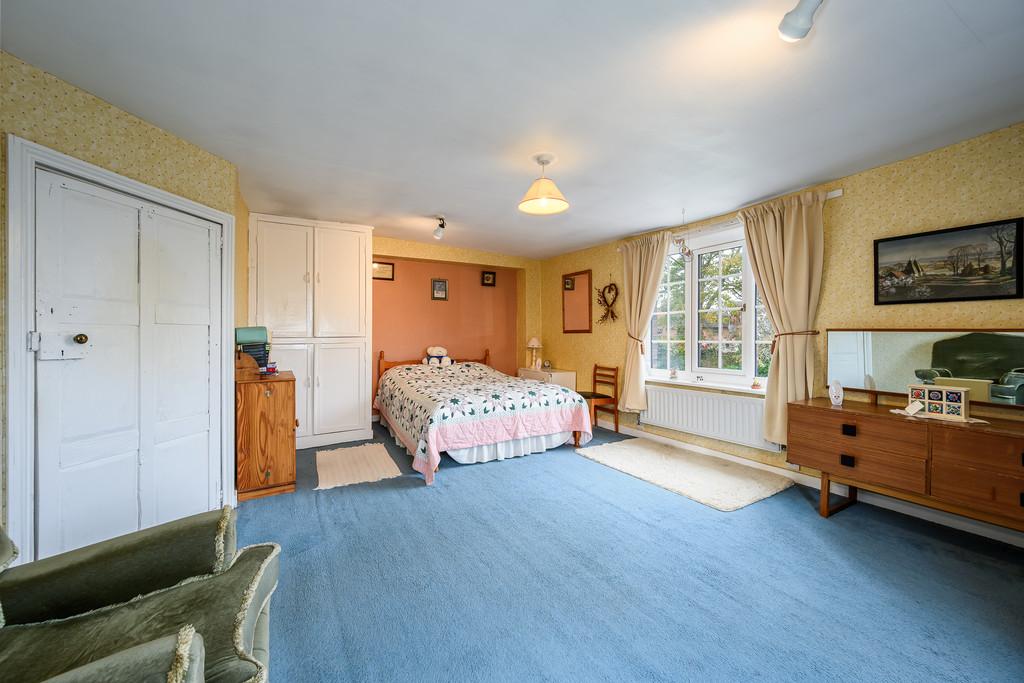 Bedroom 1a