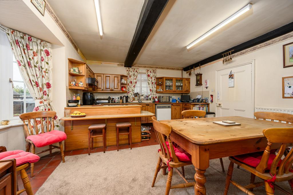 Dining Kitchen 1