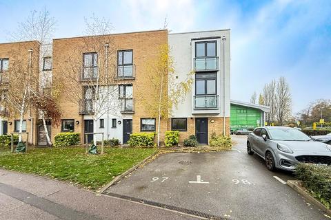 4 bedroom end of terrace house to rent, Cromwell Road, Cambridge CB1