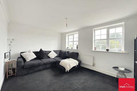 4 bedroom townhouse to rent, 28 Glenmuir Close Irlam Manchester