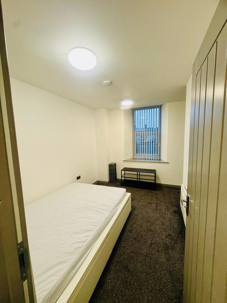 Photo 2025 11 10 10 06 06