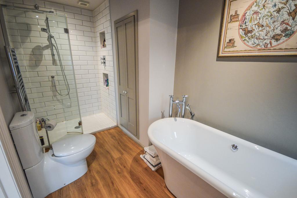 Ensuite