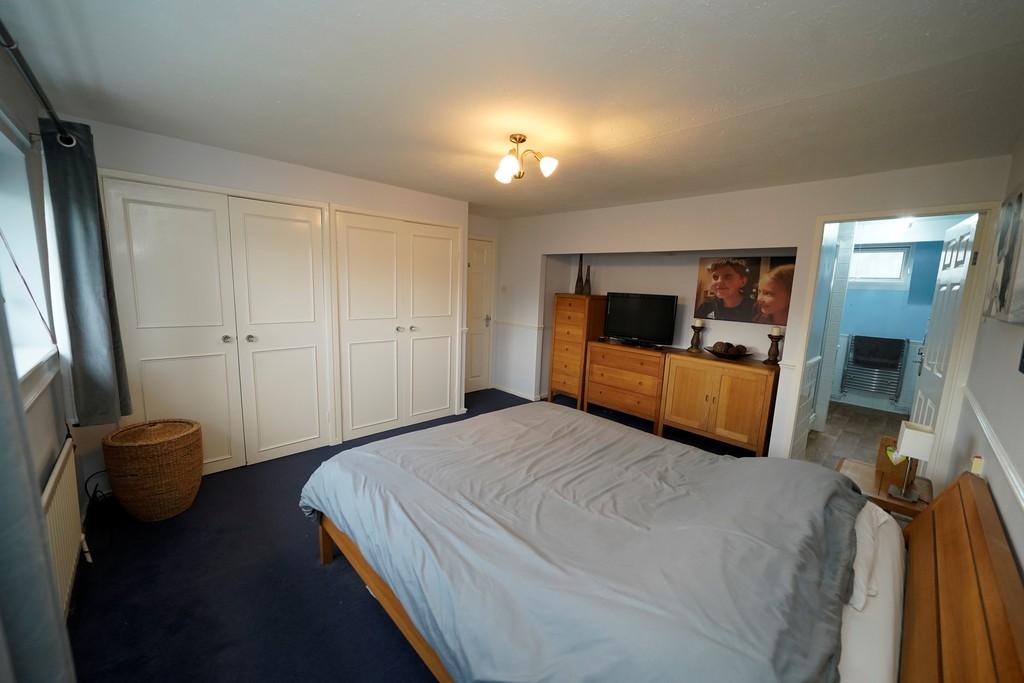 Master bedroom 2