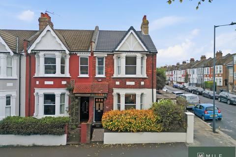 3 bedroom end of terrace house for sale, Bertie Road, London NW10