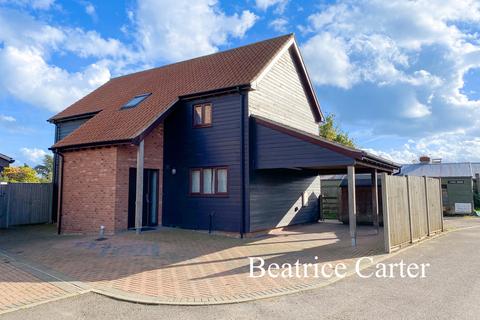 4 bedroom detached house to rent, Laurel Close, Bury St Edmunds IP28