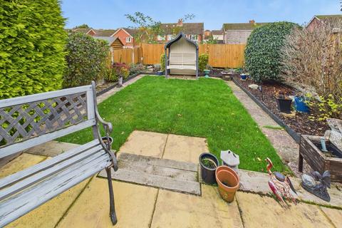3 bedroom semi-detached house for sale, Tamworth Road, Tamworth B77