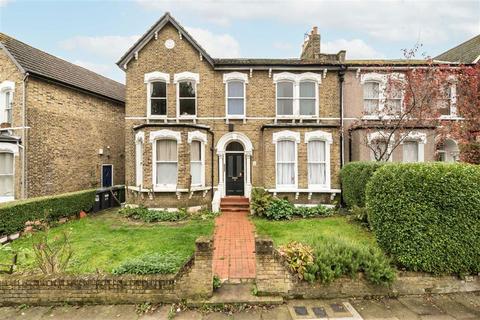 Crescent Way, London SE4