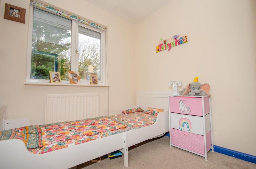 Bedroom 3.jpg