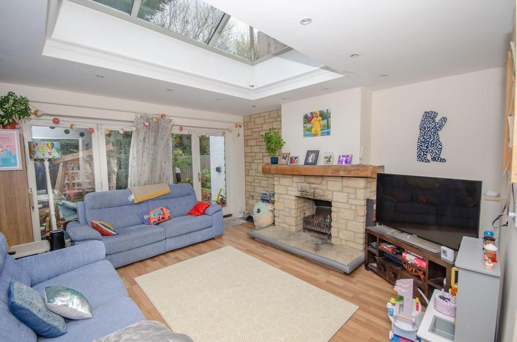 Family room.jpg