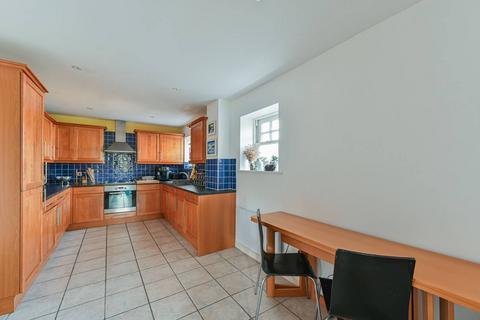 2 bedroom flat for sale, Clapham Park Road, Clapham Park, London, SW4