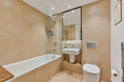 1 bedroom flat to rent, Fairbourne Road, Clapham Park, LONDON, SW4