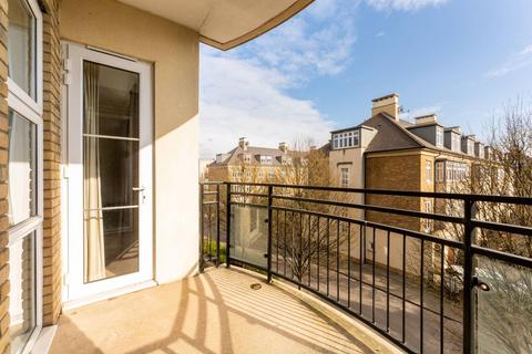 2 bedroom flat to rent, Kew Riverside, Kew, Richmond, TW9