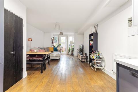 3 bedroom apartment to rent, Evering Road, London, E5