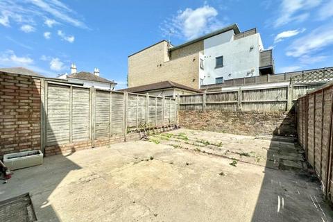 3 bedroom terraced house for sale, Grosvenor Road, West Ealing, London, W7