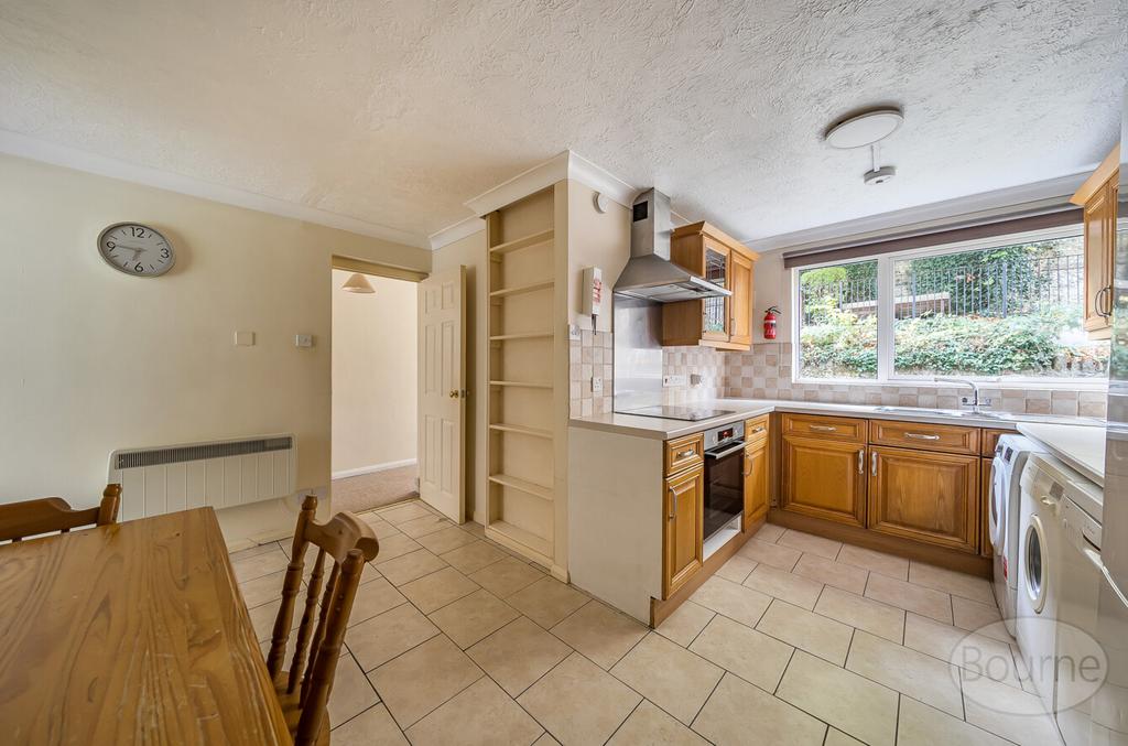 6657f808-b9d1-4a0...