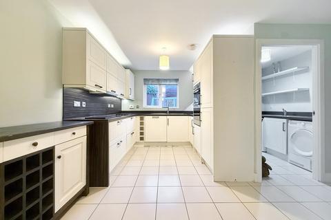 5 bedroom detached house for sale, Russ Avenue, Faringdon, SN7