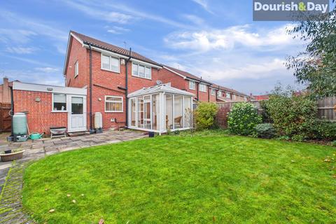 3 bedroom detached house for sale, Chestnut Close, Stafford ST20