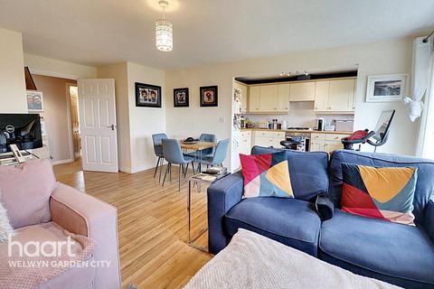 undefined, Eddington Crescent, Welwyn Garden City