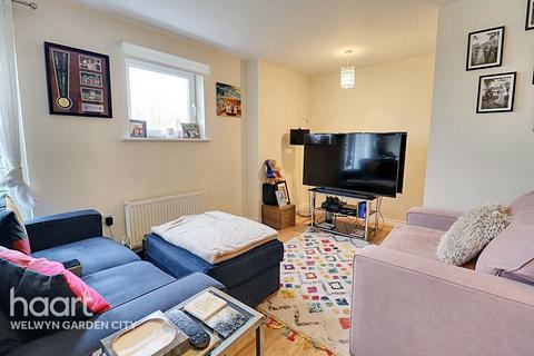 undefined, Eddington Crescent, Welwyn Garden City