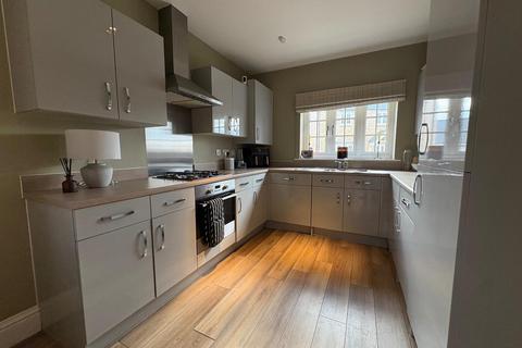 3 bedroom detached house for sale, Pianoforte Road, Roade, Northamptonshire NN7