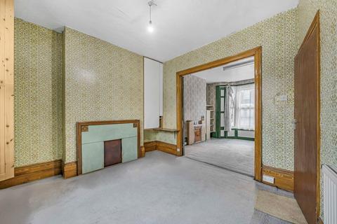 4 bedroom terraced house for sale, Leconfield Road, Newington Green, London