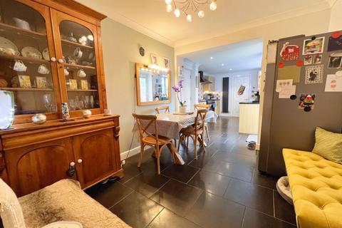 23 Borough Close, Cowbridge, CF71 7BN