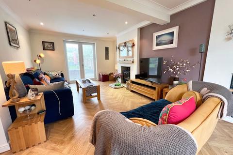 23 Borough Close, Cowbridge, CF71 7BN