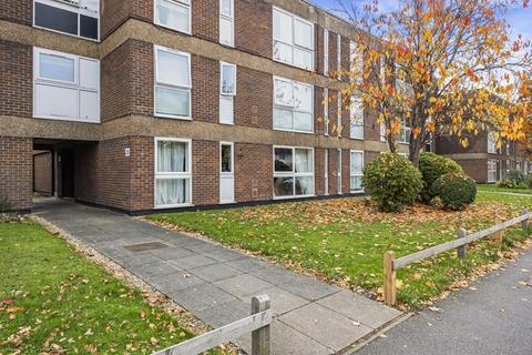 2 bedroom flat for sale, Longlands Road, Sidcup