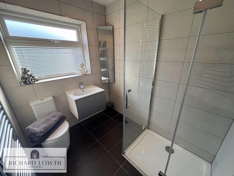 Shower Room/WC