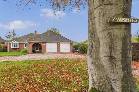 3 bedroom detached bungalow for sale, Copperfield, Main Road, Thimbleby, Horncastle