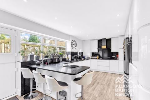 4 bedroom detached bungalow for sale, The Coach House, Springbank Lane, Bamford , OL11