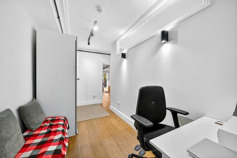 2 bedroom flat for sale, Yonge Park, London N4