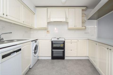 undefined, Station Avenue, Walton-On-Thames
