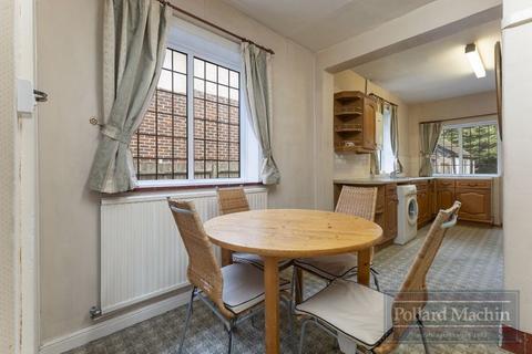 3 bedroom detached house for sale, Purley Downs Road, Sanderstead