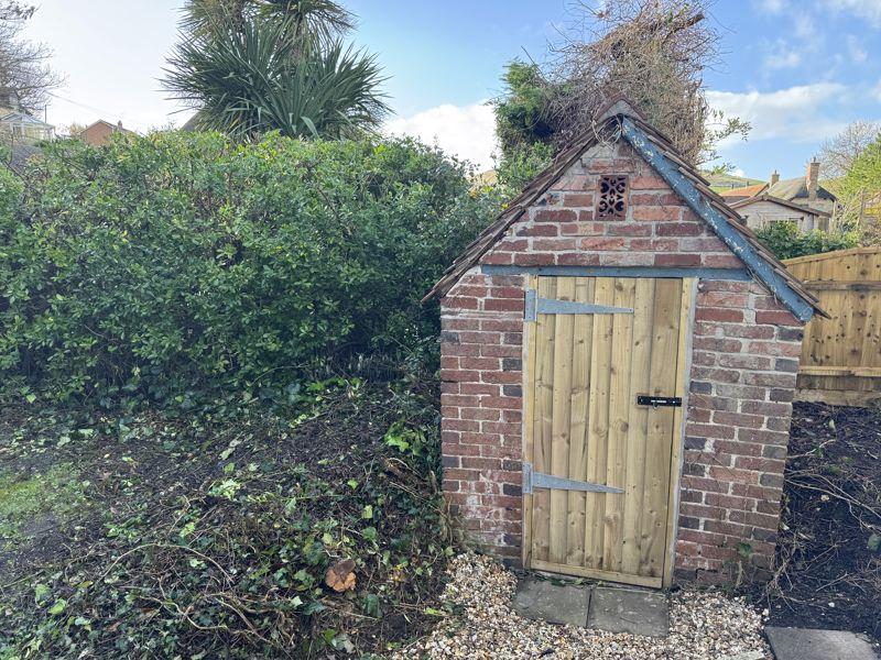 Shed